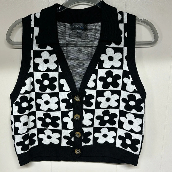 Say What Floral Cropped Sleeveless Cardigan - Picture 1 of 8